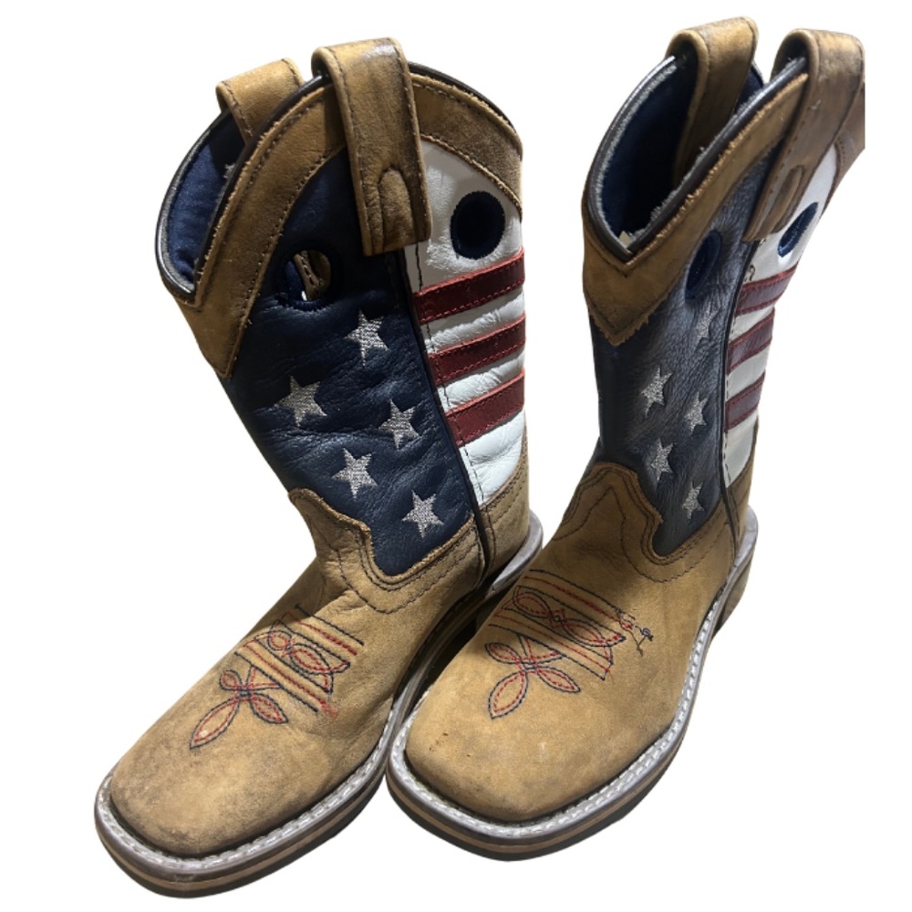 CODY JAMES BOYS' USA FLAG WESTERN BOOTS - BROAD SQUARE TOE